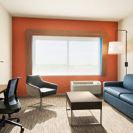 Holiday Inn Express & Suites - Beaver Dam By Ihg Exterior foto