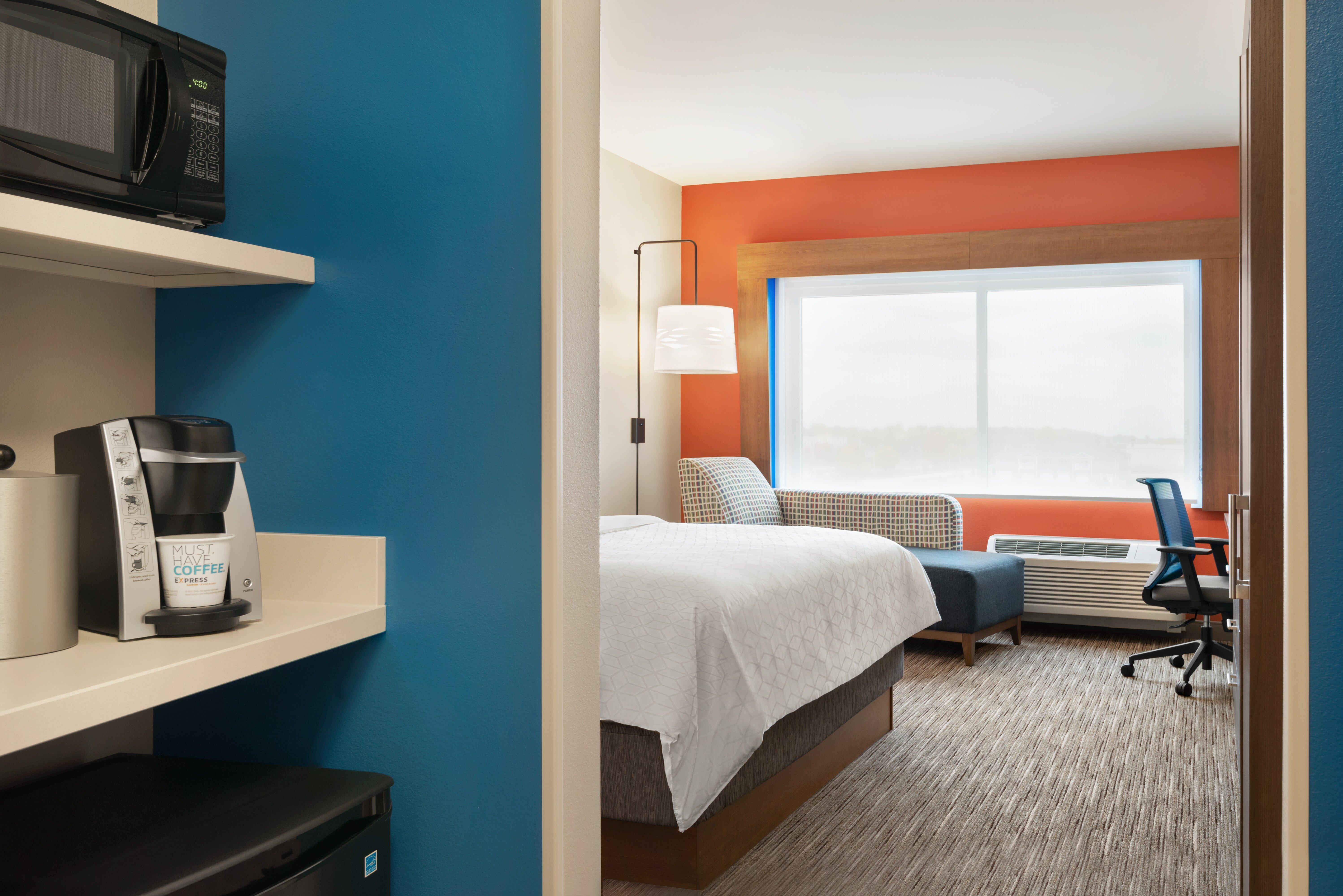 Holiday Inn Express & Suites - Beaver Dam By Ihg Exterior foto